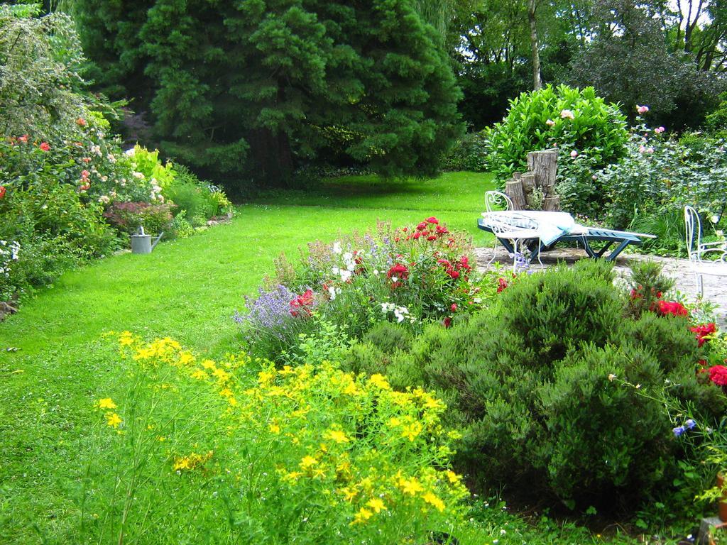 Bed and Breakfast Le Moulin De Fillievres Экстерьер фото